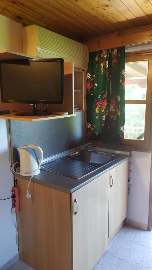 Kamariotissa Aiolis Rooms מראה חיצוני תמונה
