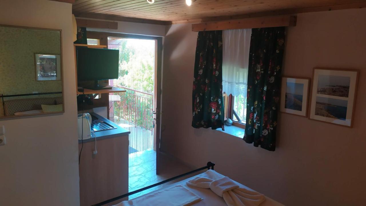 Kamariotissa Aiolis Rooms מראה חיצוני תמונה