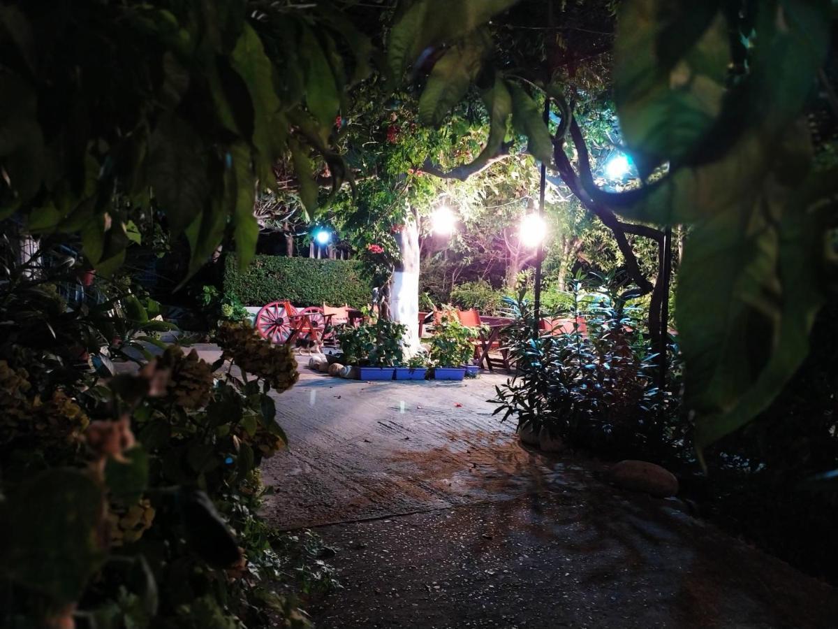 Kamariotissa Aiolis Rooms מראה חיצוני תמונה